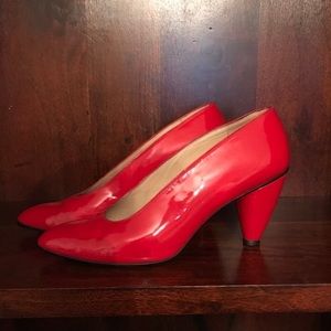 Walter Steiger Patent Red Pumps 8.5